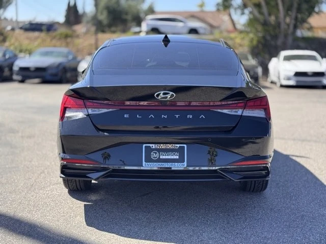 2023 Hyundai Elantra - Image 11 of 12