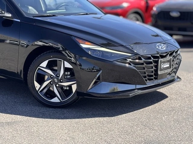2023 Hyundai Elantra - Image 3 of 12