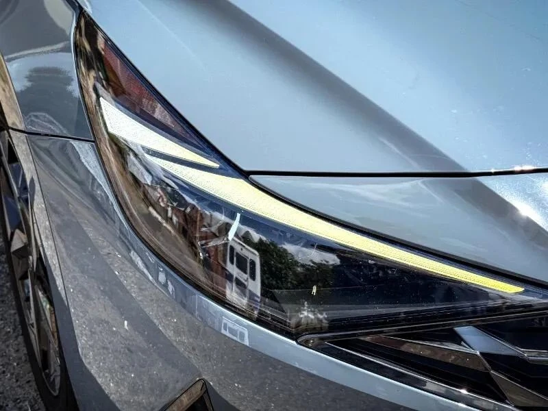 2023 Hyundai Elantra - Image 10 of 12
