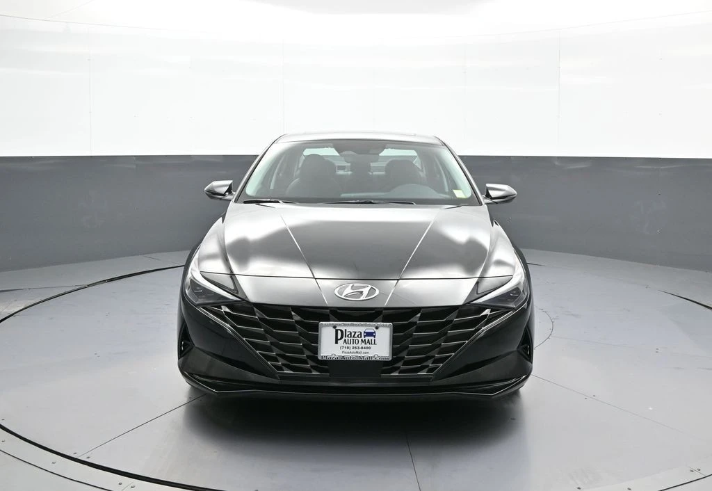 2023 Hyundai Elantra - Image 2 of 12