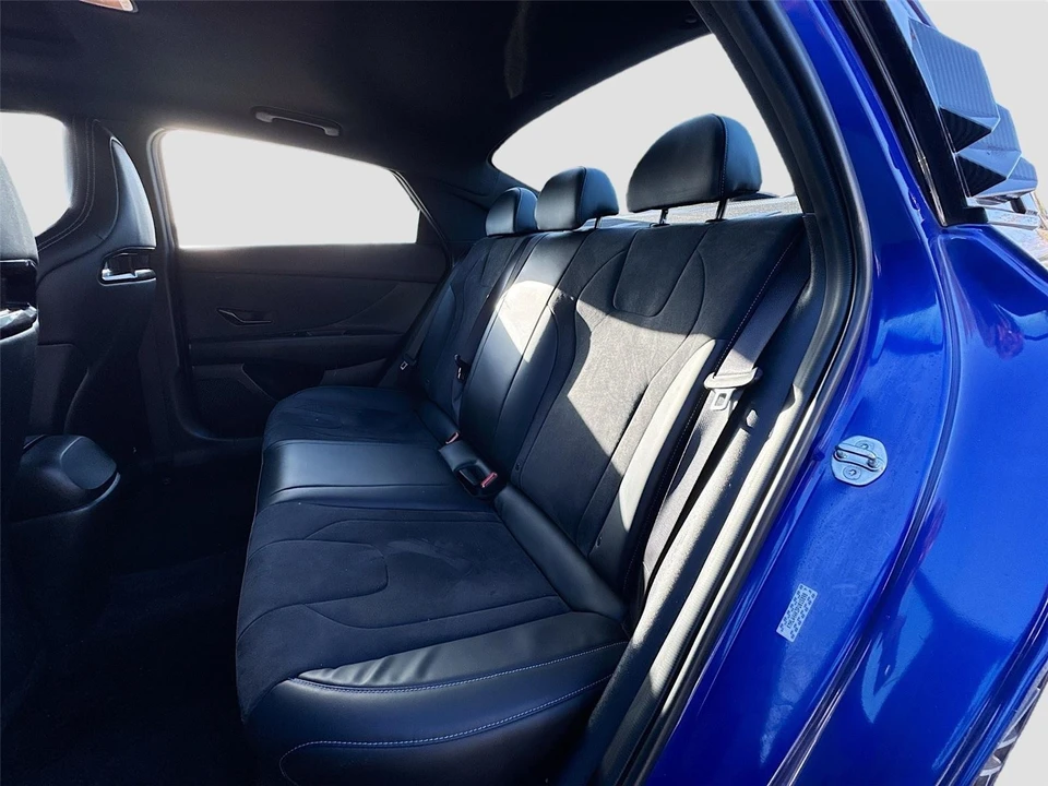 2023 Hyundai Elantra - Image 10 of 14