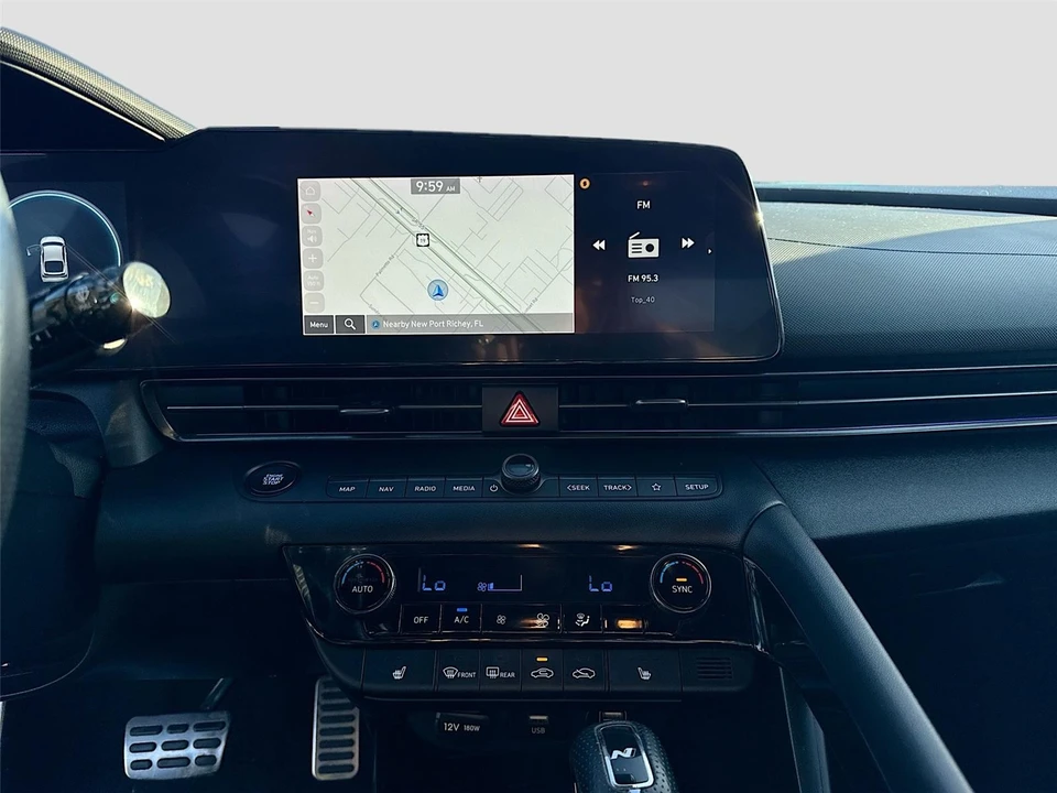2023 Hyundai Elantra - Image 9 of 14