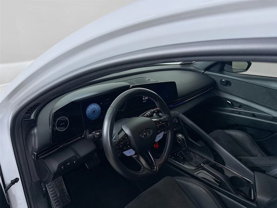 2023 Hyundai Elantra - Image 6 of 14