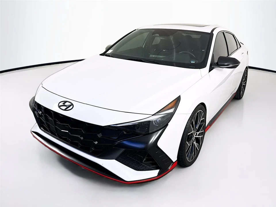 2023 Hyundai Elantra - Image 3 of 14
