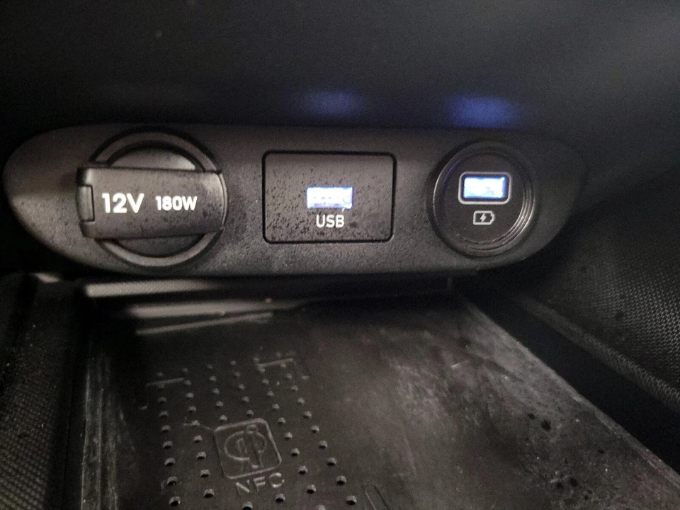 2023 Hyundai Elantra - Image 18 of 26