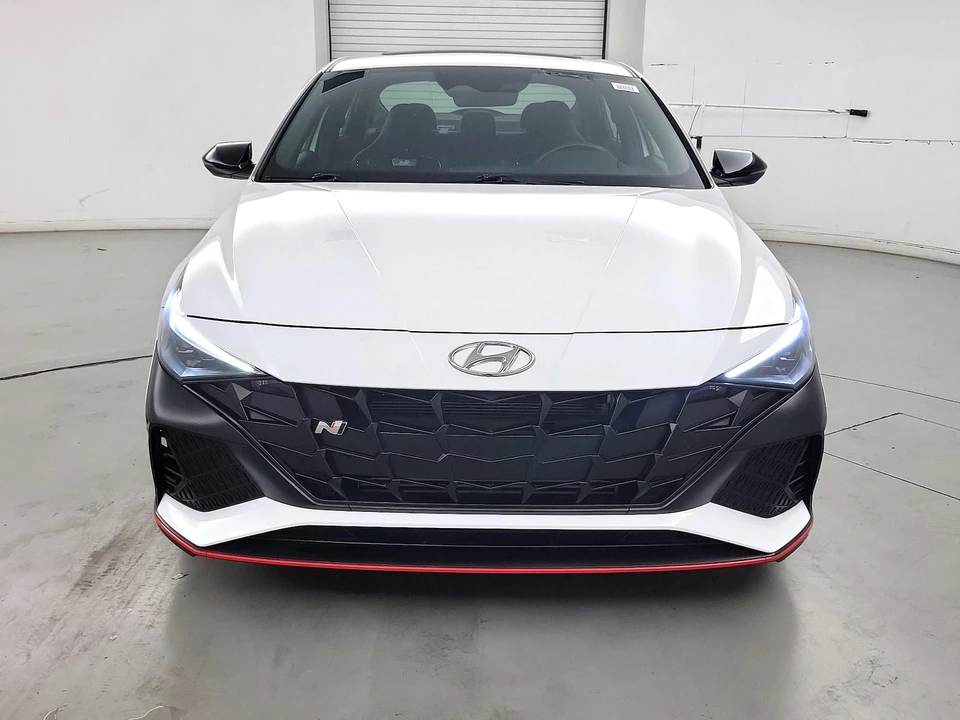 2023 Hyundai Elantra - Image 2 of 26