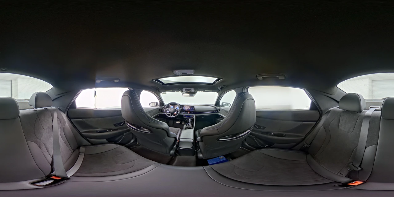 2023 Hyundai Elantra - Image 25 of 26