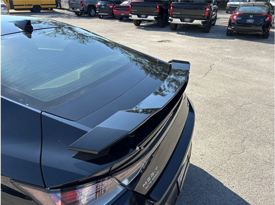 2023 Hyundai Elantra - Image 17 of 21