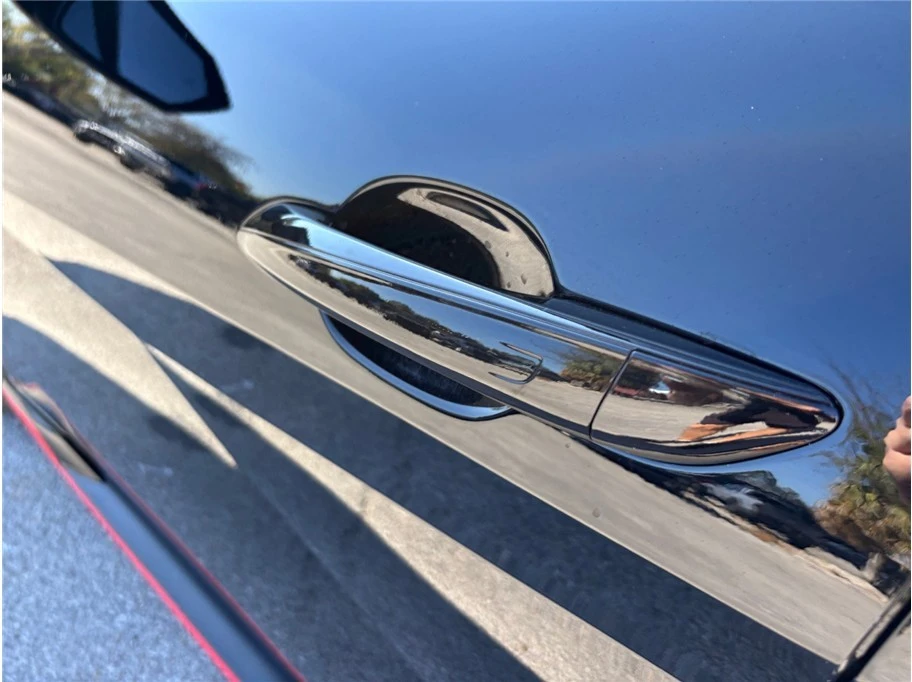 2023 Hyundai Elantra - Image 18 of 21