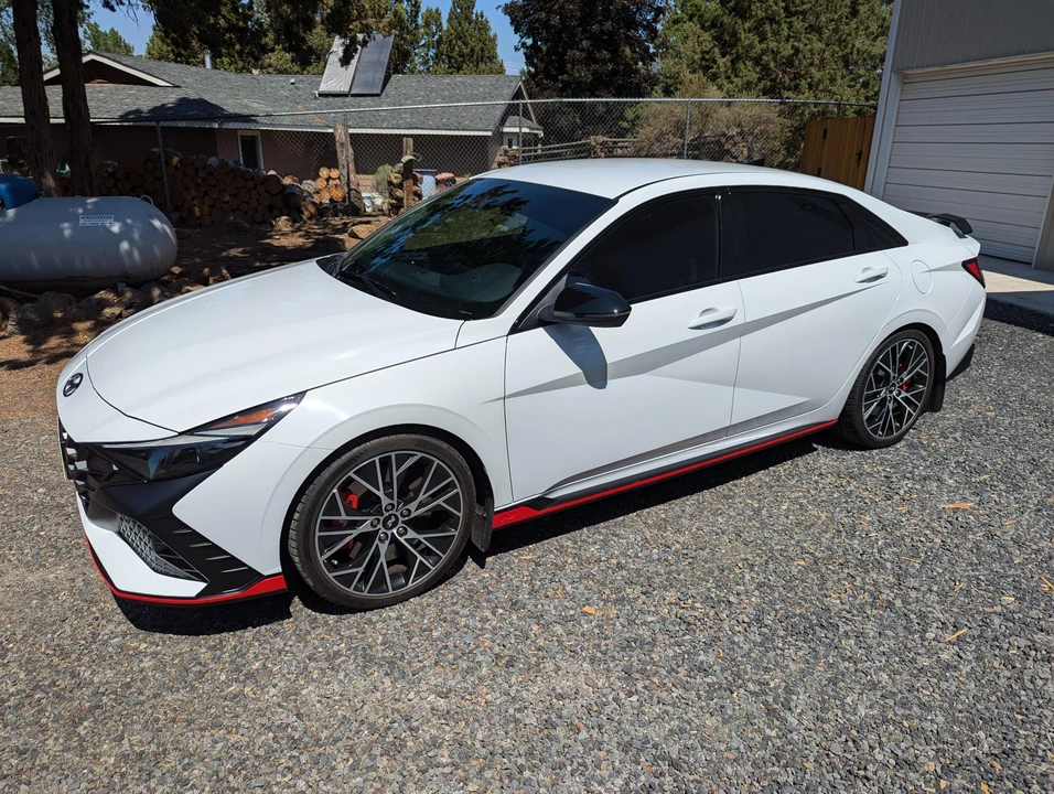 2023 Hyundai Elantra - Image 12 of 31