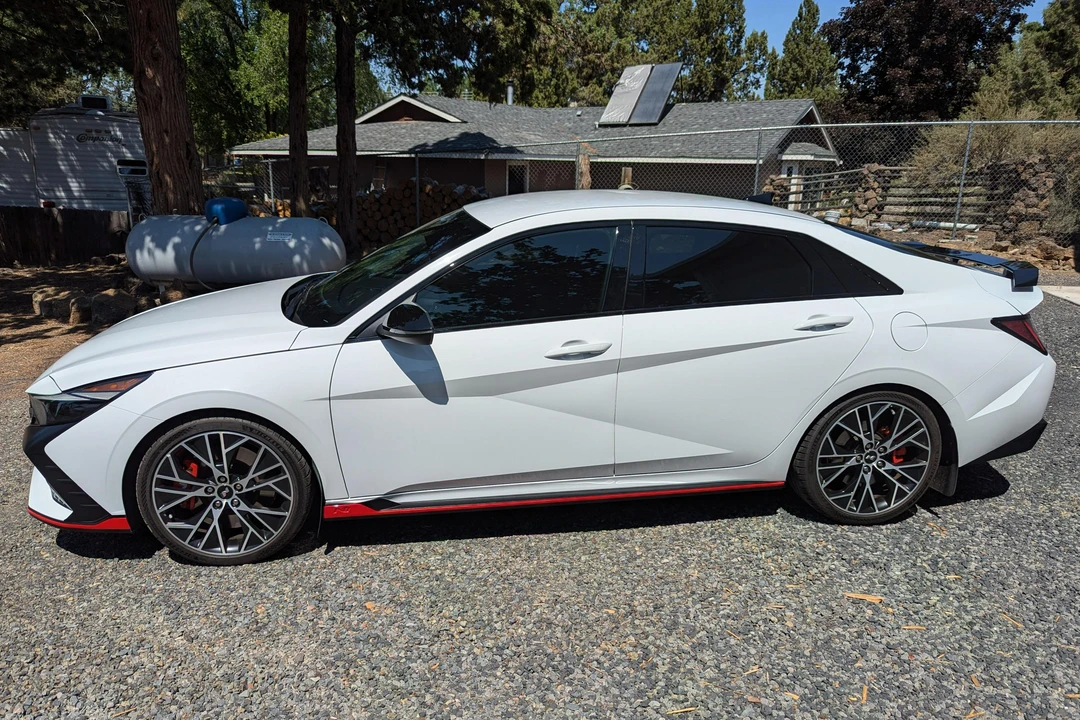 2023 Hyundai Elantra - Image 3 of 31