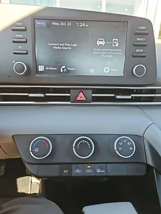 2023 Hyundai Elantra - Image 12 of 12