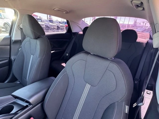2023 Hyundai Elantra - Image 19 of 30