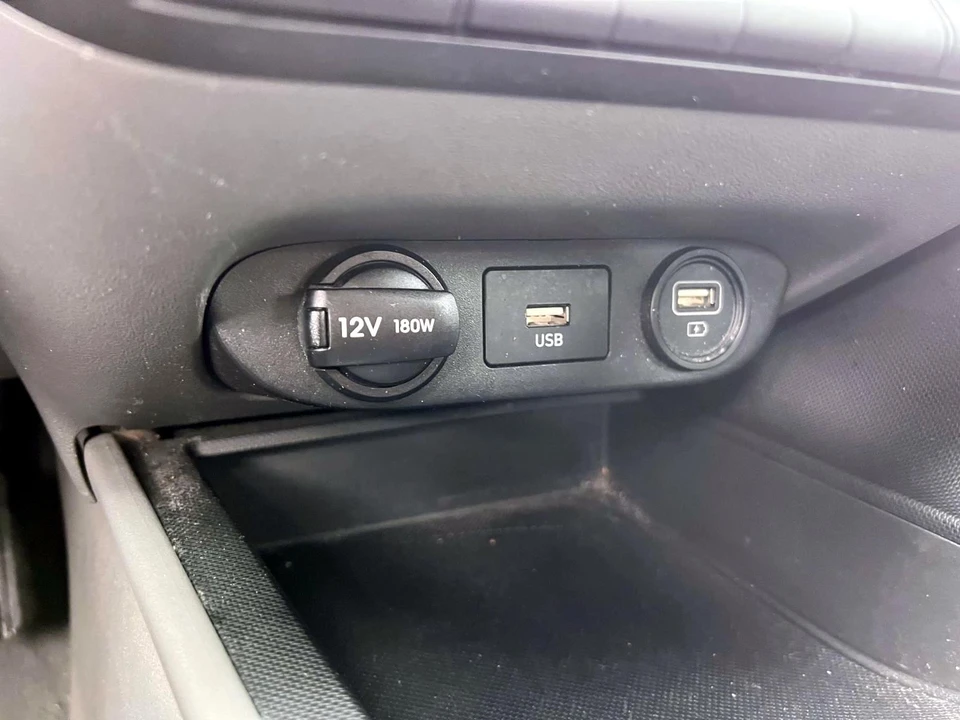 2023 Hyundai Elantra - Image 19 of 21
