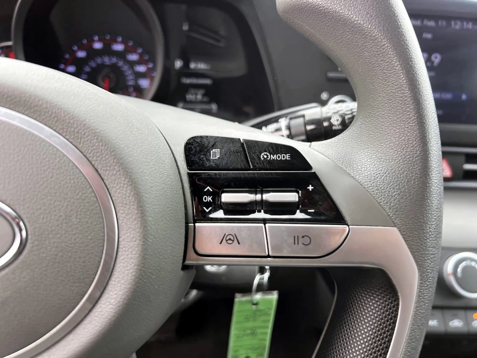 2023 Hyundai Elantra - Image 20 of 21