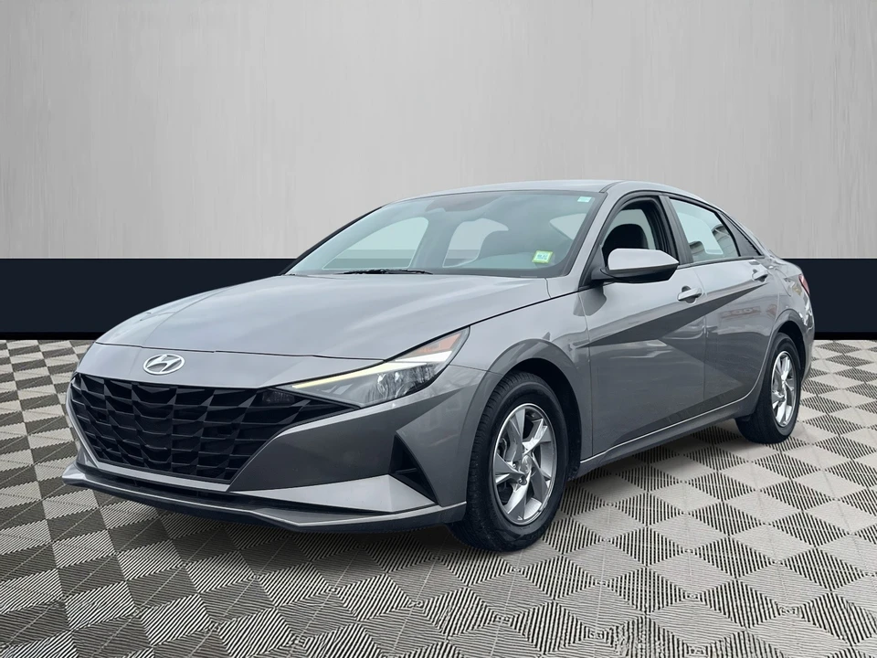 2023 Hyundai Elantra - Image 2 of 21