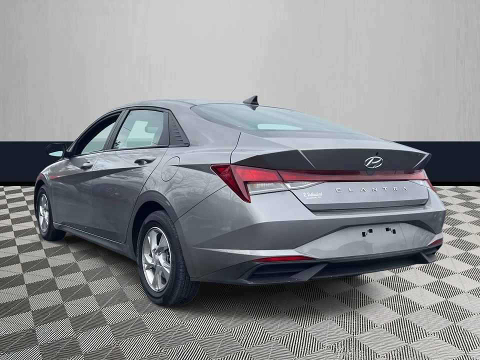 2023 Hyundai Elantra - Image 4 of 21