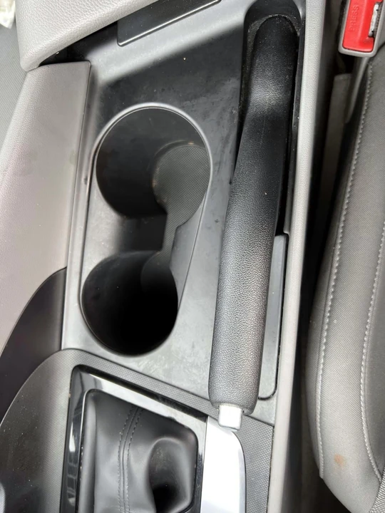 2023 Hyundai Elantra - Image 16 of 21