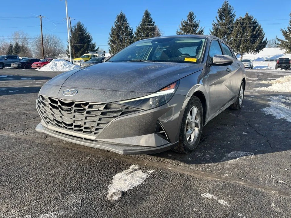 2023 Hyundai Elantra - Image 6 of 12