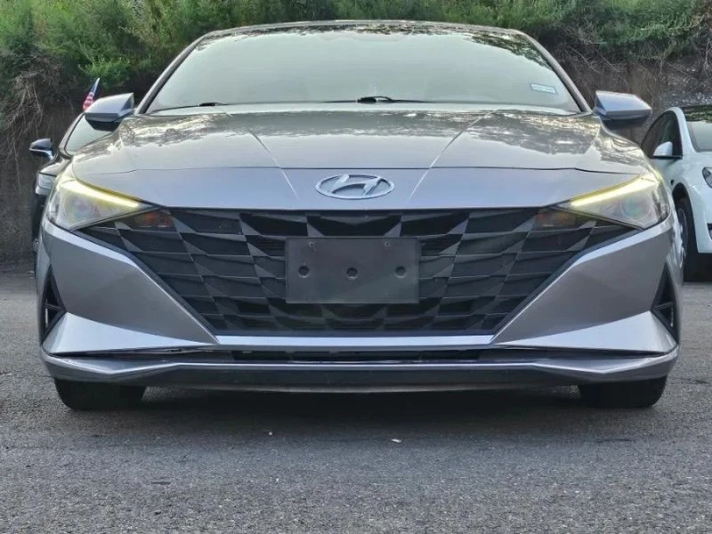 2023 Hyundai Elantra - Image 3 of 12