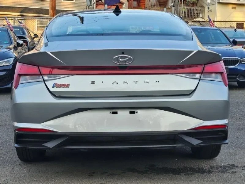2023 Hyundai Elantra - Image 6 of 12