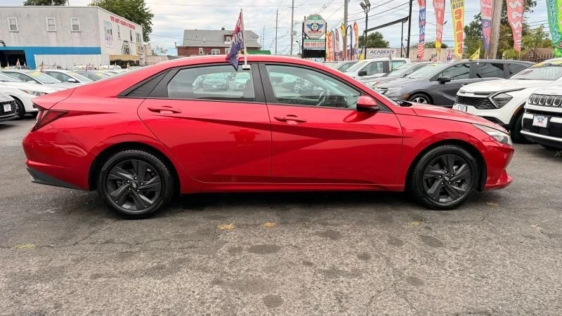 2023 Hyundai Elantra - Image 11 of 12