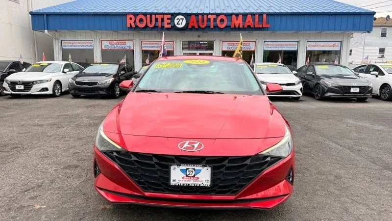 2023 Hyundai Elantra - Image 3 of 12