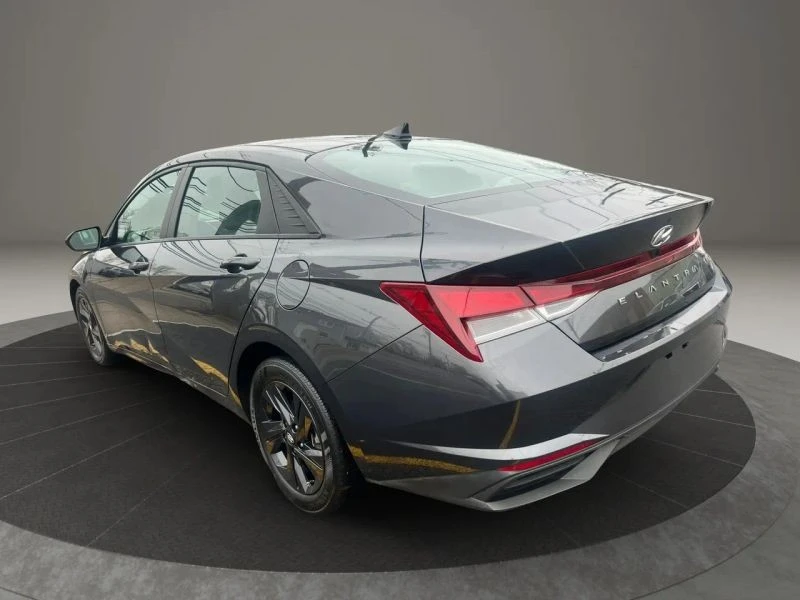 2023 Hyundai Elantra - Image 7 of 12