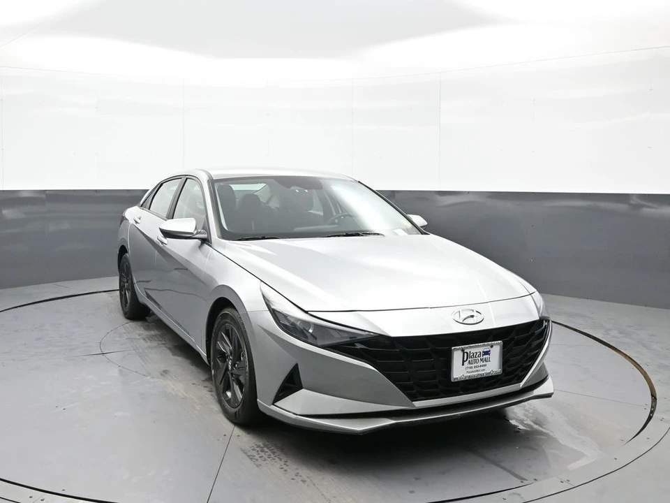2023 Hyundai Elantra - Image 3 of 21