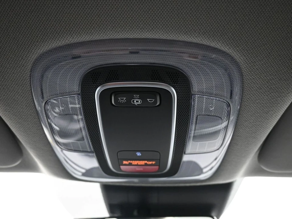 2023 Hyundai Elantra - Image 17 of 21
