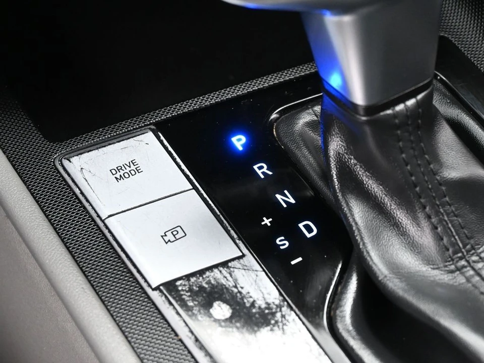 2023 Hyundai Elantra - Image 26 of 31