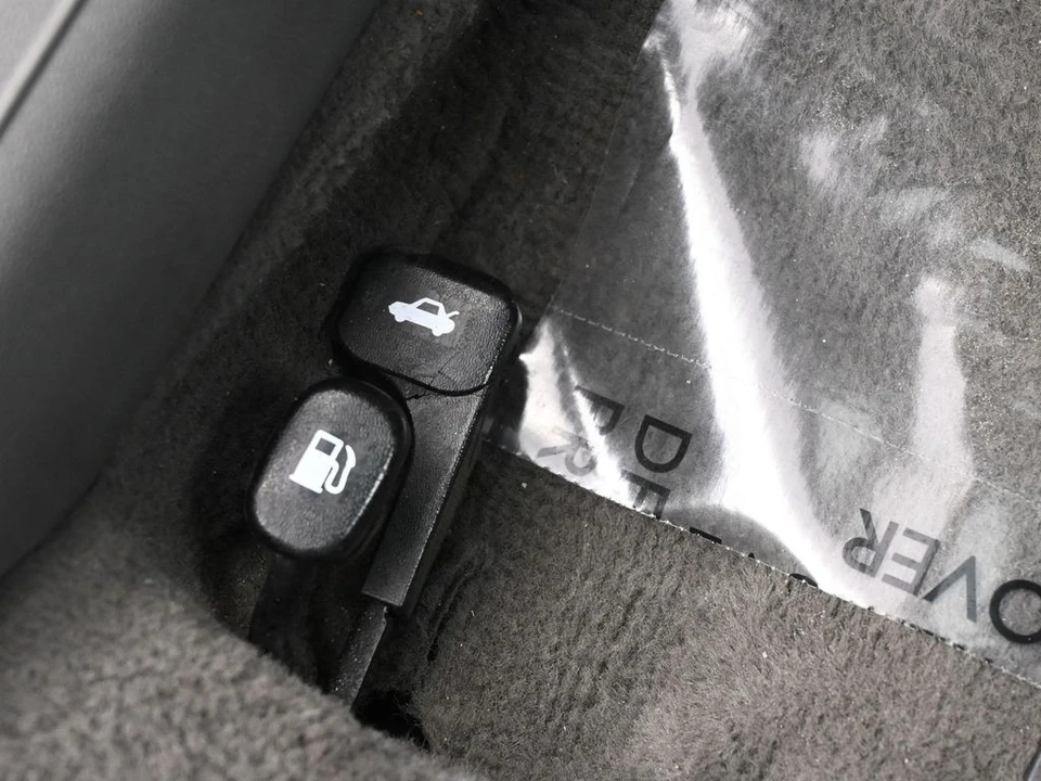 2023 Hyundai Elantra - Image 31 of 31