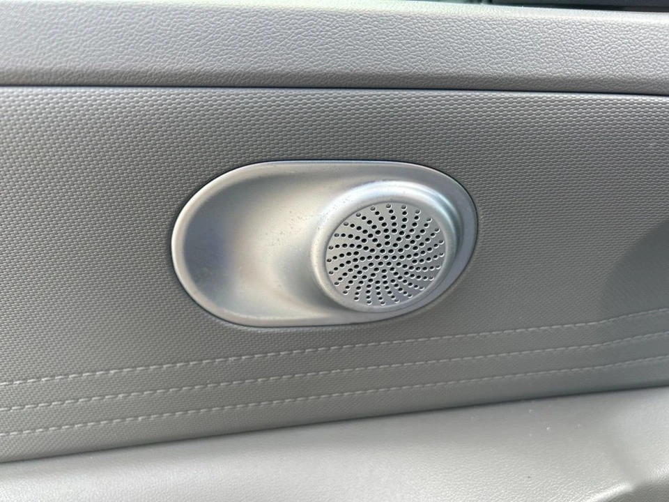 2023 Hyundai Elantra - Image 11 of 12