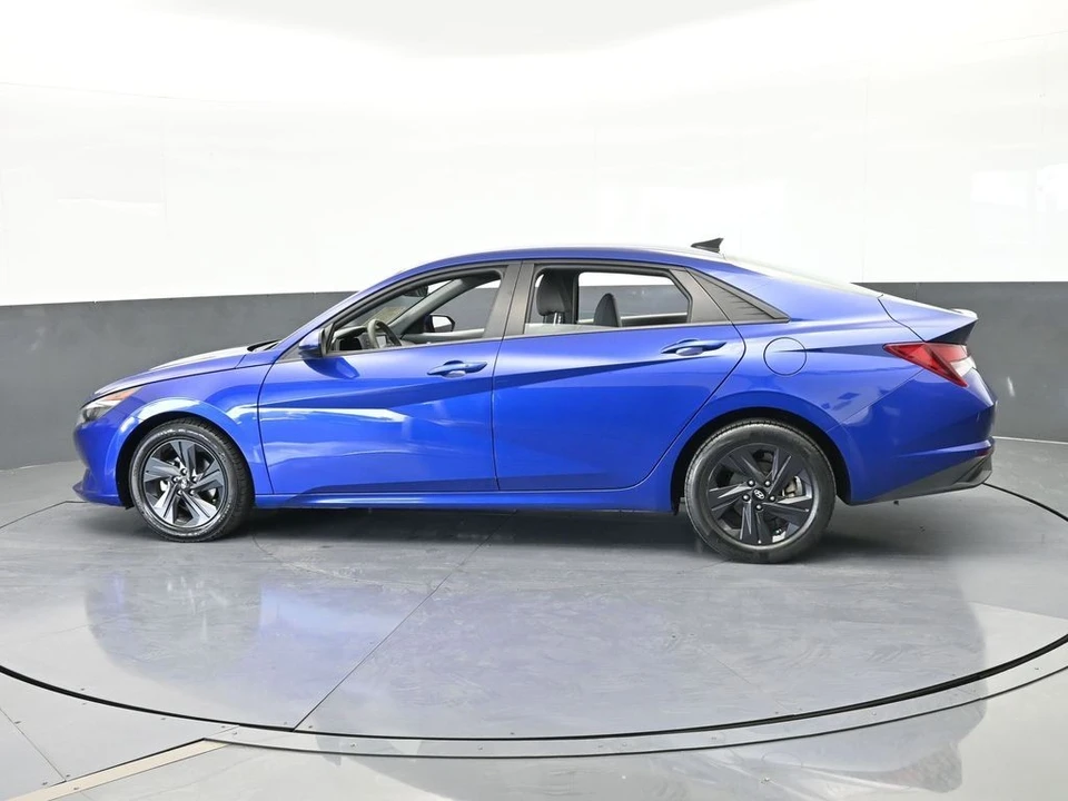 2023 Hyundai Elantra - Image 3 of 21