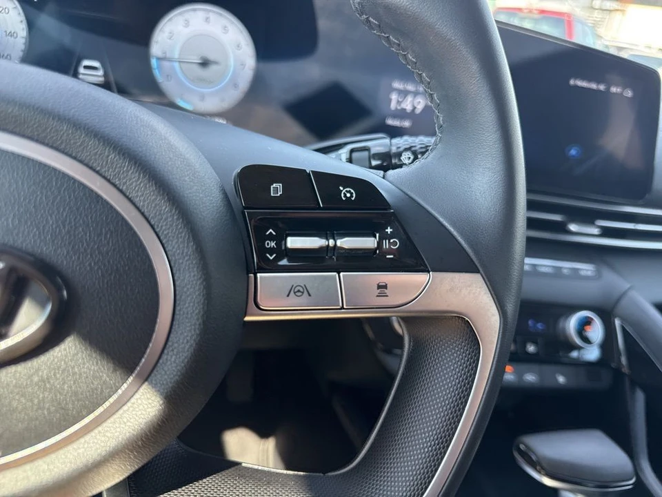 2023 Hyundai Elantra - Image 14 of 21
