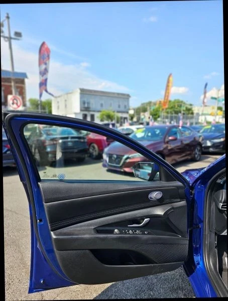 2023 Hyundai Elantra - Image 12 of 12