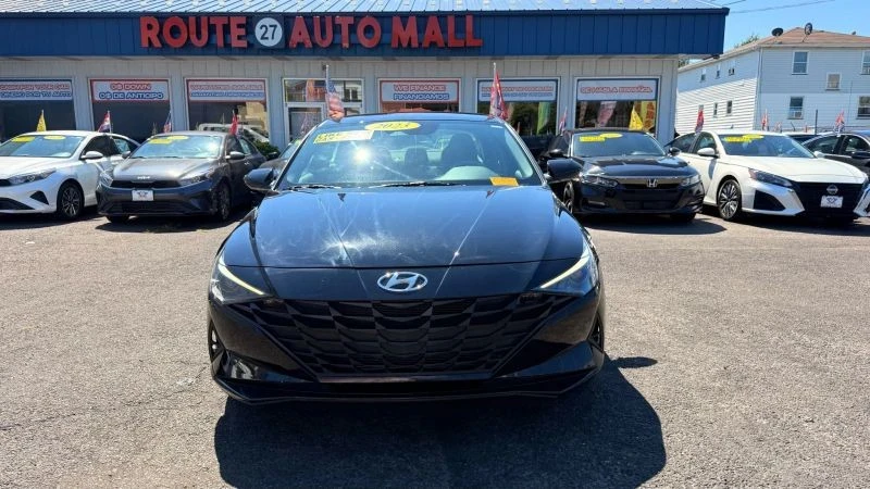 2023 Hyundai Elantra - Image 3 of 12