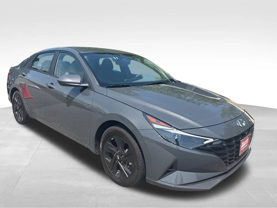 2023 Hyundai Elantra - Image 3 of 12