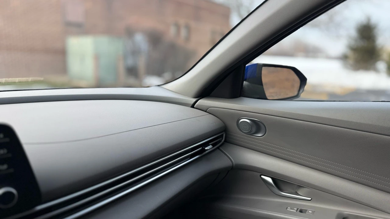 2023 Hyundai Elantra - Image 20 of 21