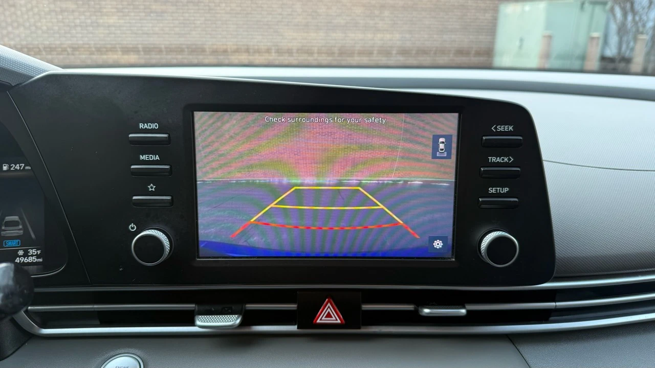 2023 Hyundai Elantra - Image 16 of 21