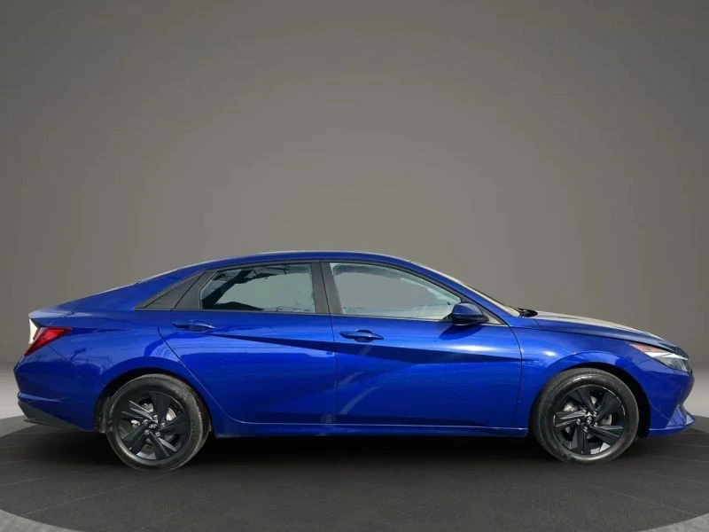 2023 Hyundai Elantra - Image 4 of 12