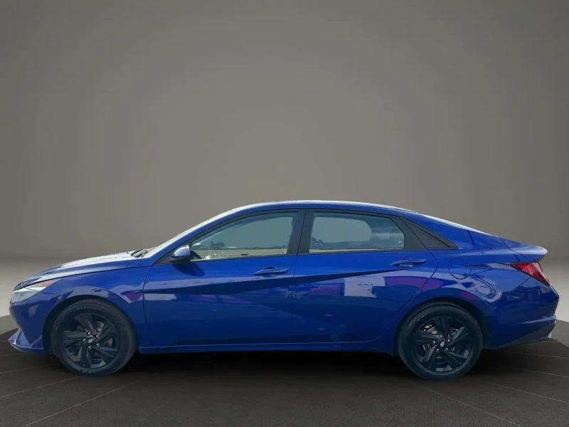 2023 Hyundai Elantra - Image 8 of 12