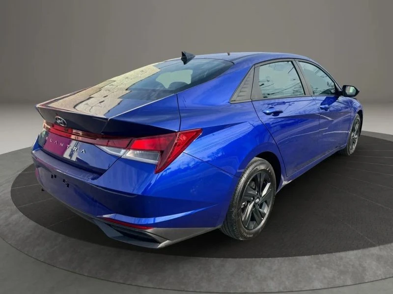 2023 Hyundai Elantra - Image 5 of 12