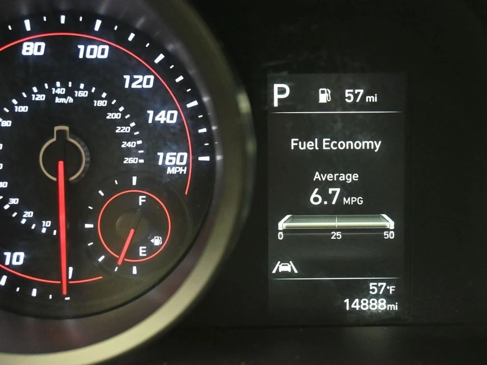 2023 Hyundai Elantra - Image 16 of 21