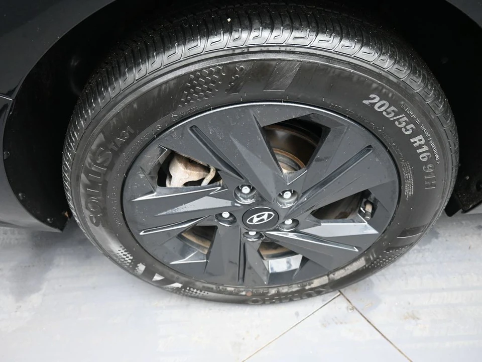 2023 Hyundai Elantra - Image 12 of 12