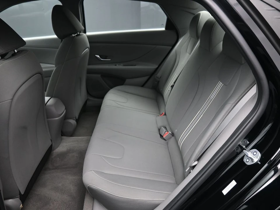 2023 Hyundai Elantra - Image 20 of 21