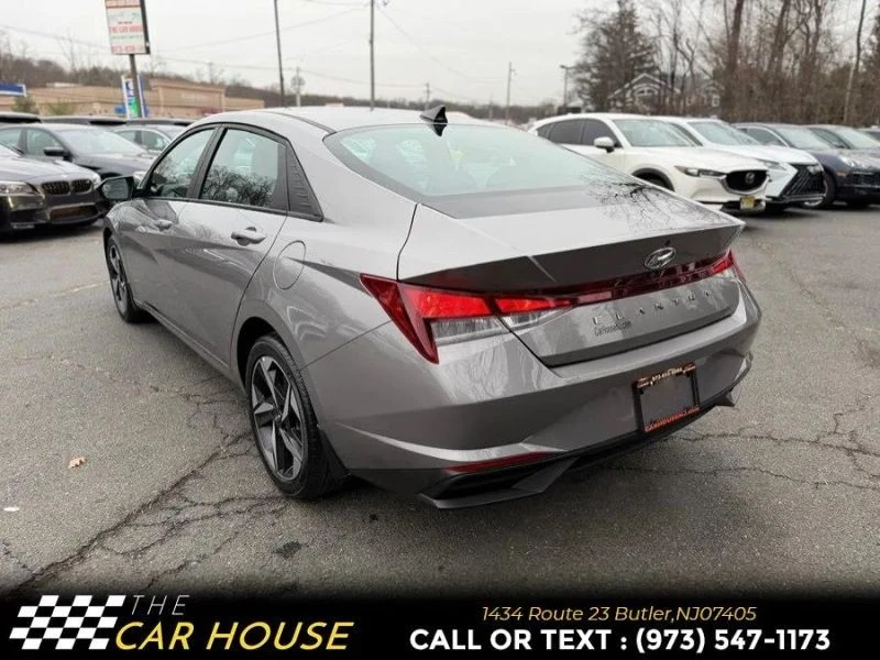2023 Hyundai Elantra - Image 11 of 12
