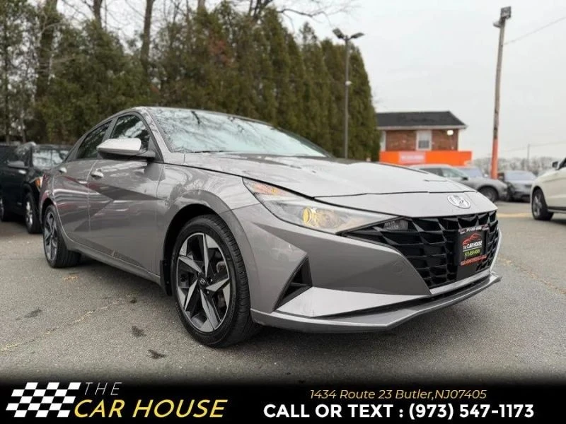 2023 Hyundai Elantra - Image 6 of 12