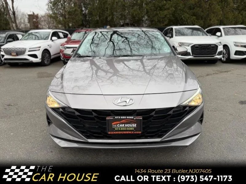 2023 Hyundai Elantra - Image 4 of 12