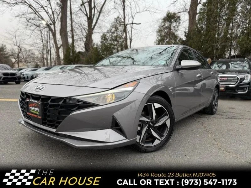 2023 Hyundai Elantra - Image 2 of 12